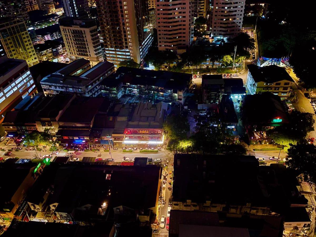 Lux Suites Kl City Pavilion Bukit Bintang With Infinity Pool Kuala Lumpur Luaran gambar